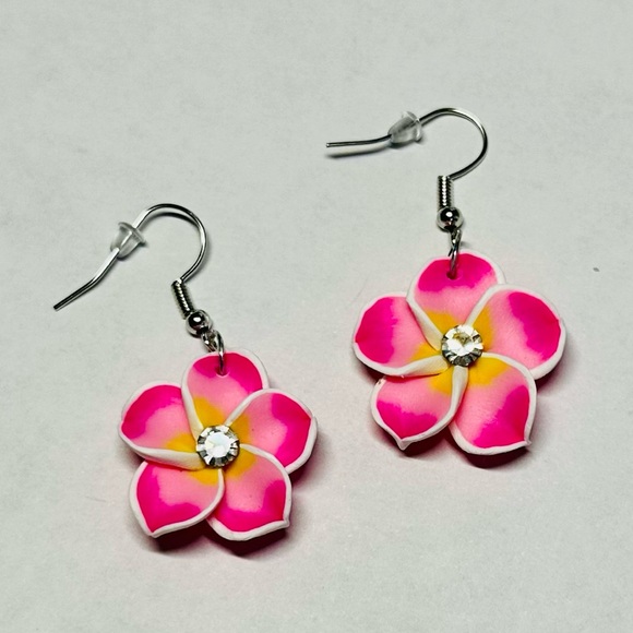 Plumeria Earrings - Picture 3 of 4